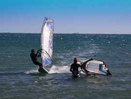 Camping Cap blanc - Spots Kitesurf planche à voile